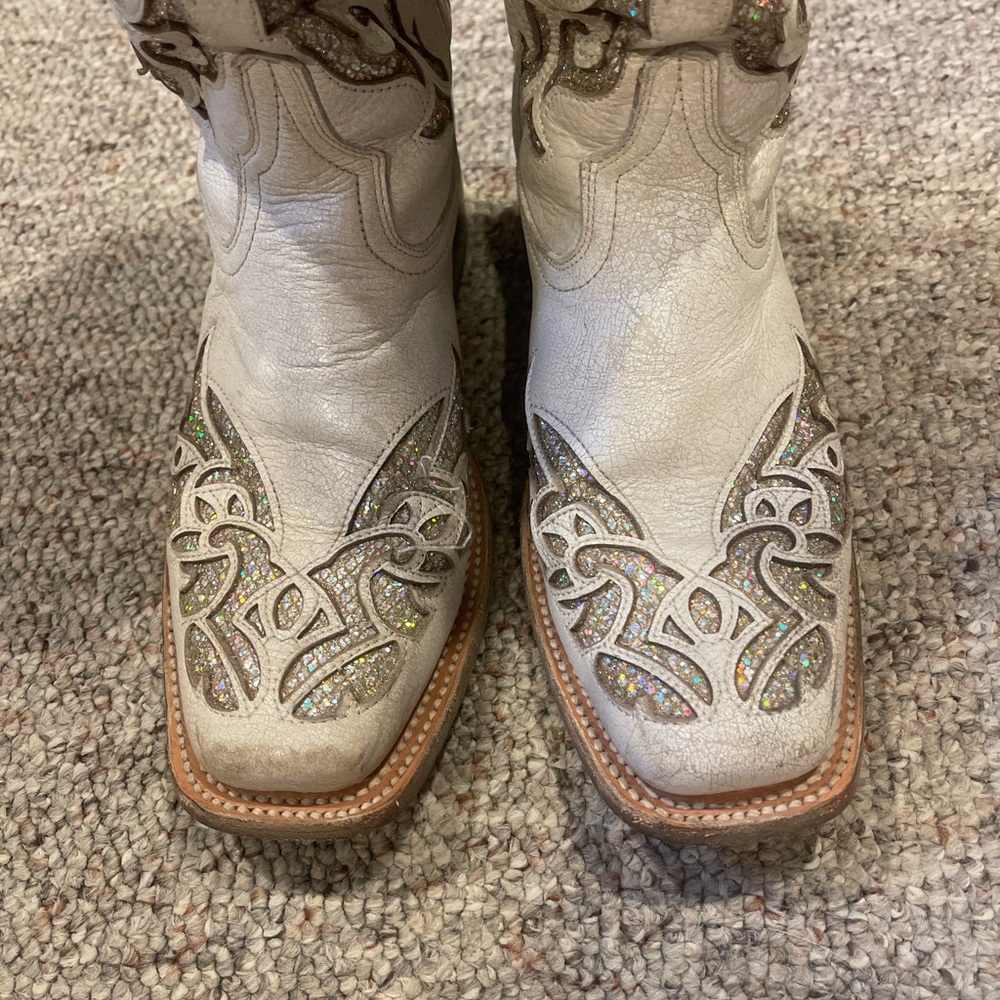 J.B. Dillon White and Silver Ankle Booties with Intricate Design